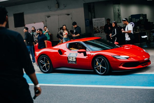 L'importance du choix des pneus pour les tours de piste à moto